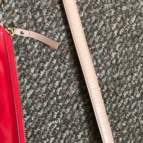 Kate Spade coral red patent leather small bag - Picture 7 of 7